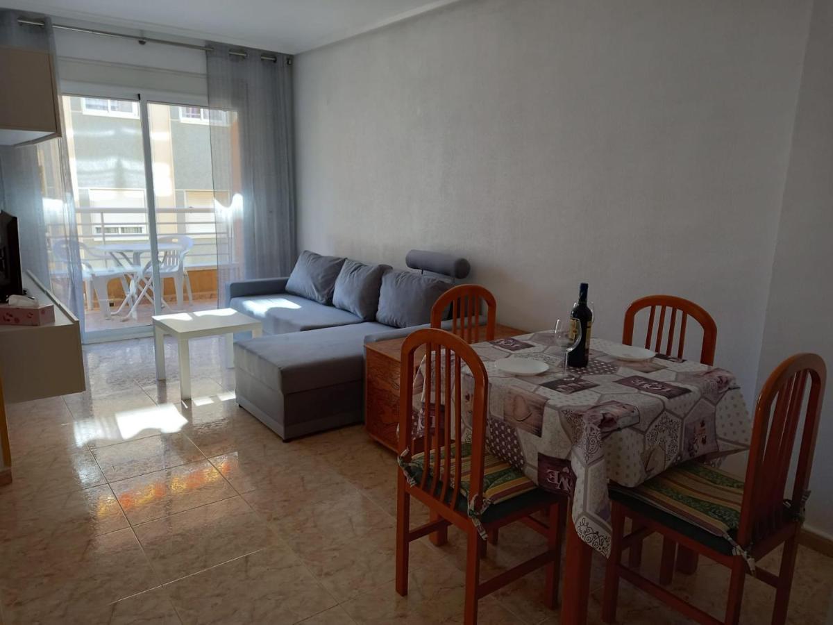 Julia'S Paradise Apartment Torrevieja Esterno foto
